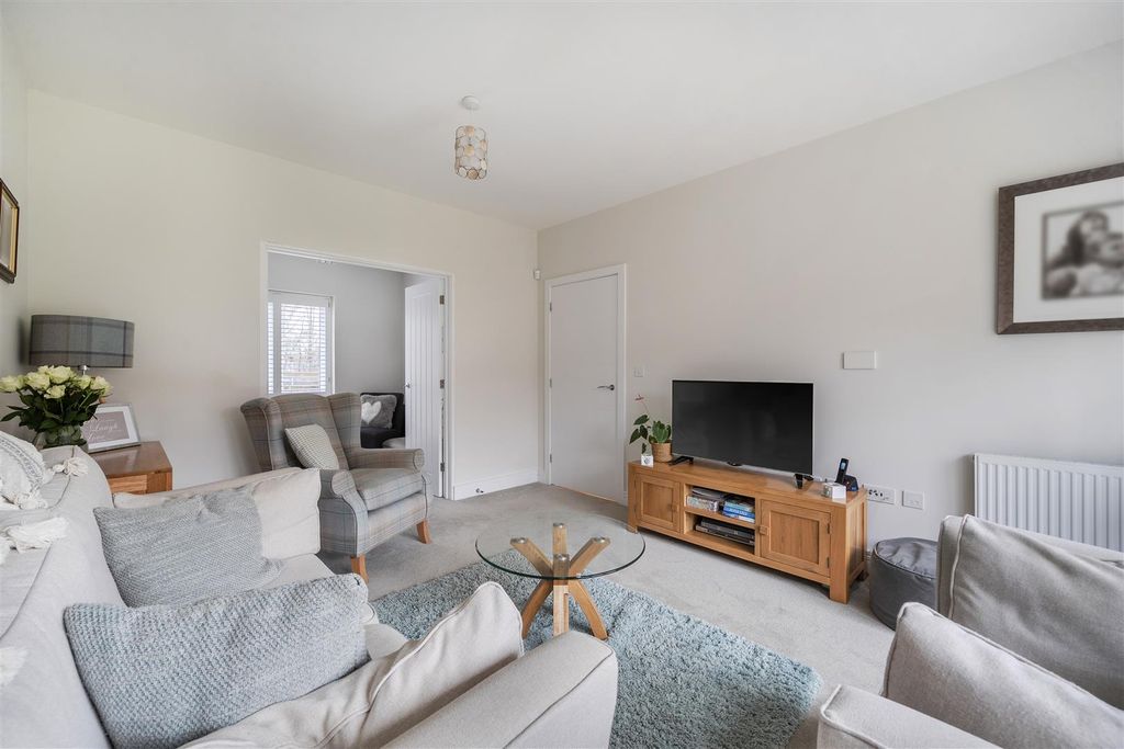 Property photo 3 of 25 1401411-7-697103609952d.Jpg