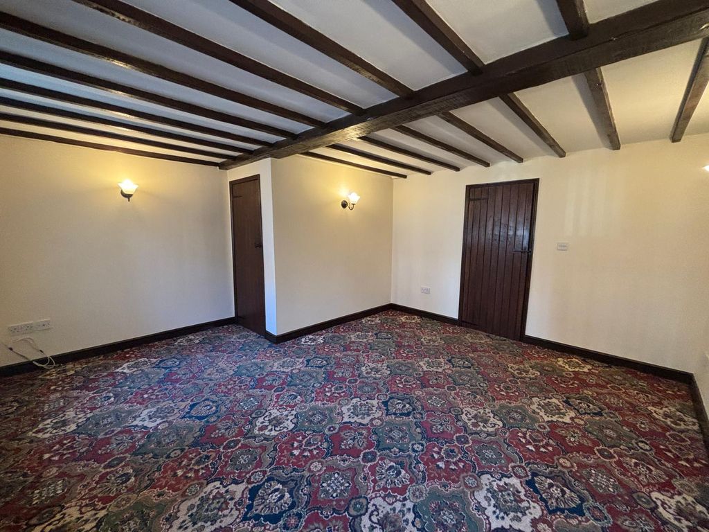 Property photo 3 of 10 Image