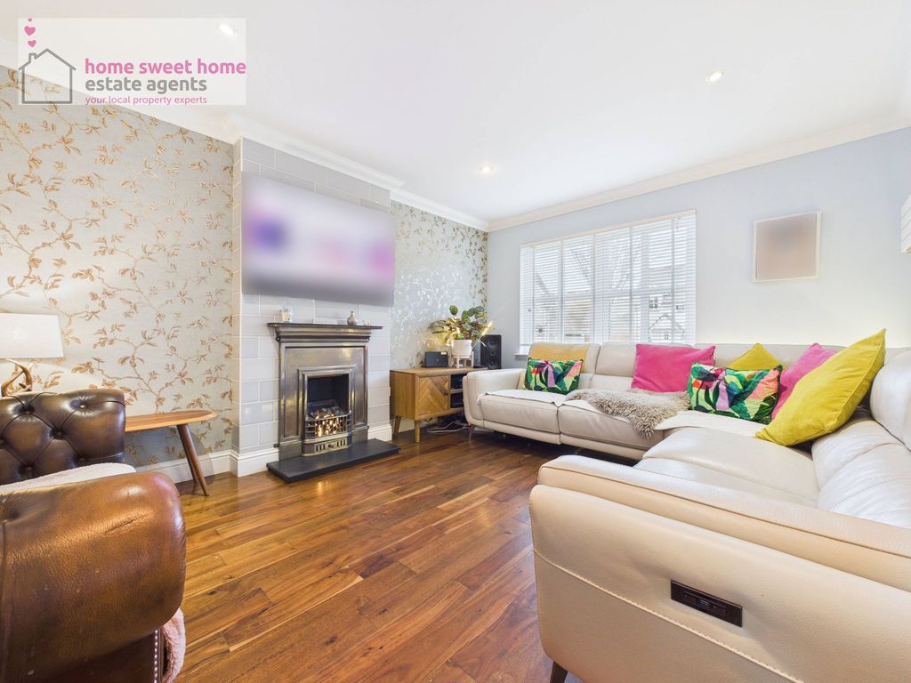 Property photo 2 of 36