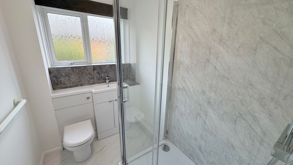 Property photo 3 of 10 Shower Room