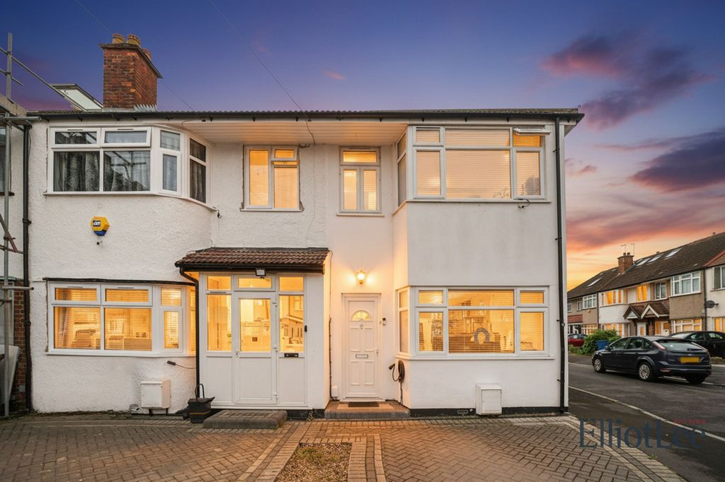 Property photo 1 of 20