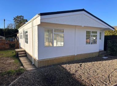 Property photo 1 of 8 Scatterdells Park Preloved Park Home Exterior 1 R7U0Lvsgz8cv0l7E2Jilm49Biqosblhd8Airoqg3Xs