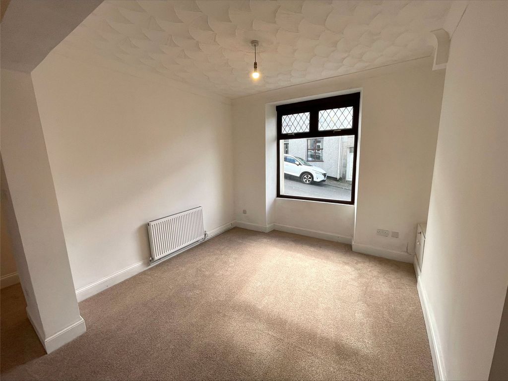 Property photo 3 of 18 Picture No. 38