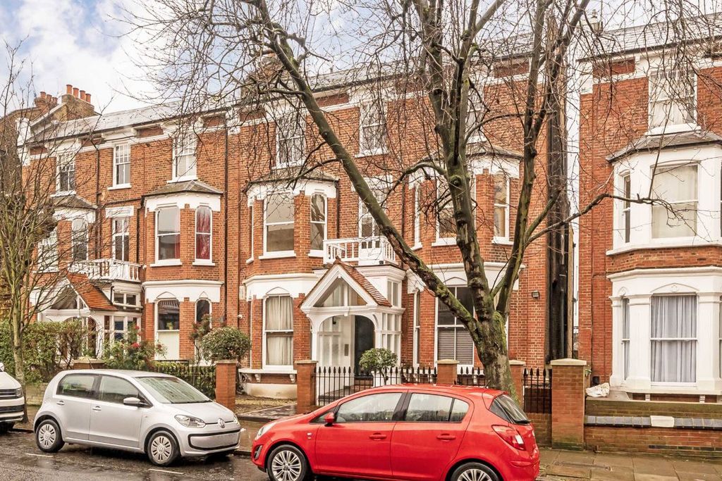 Property photo 1 of 5