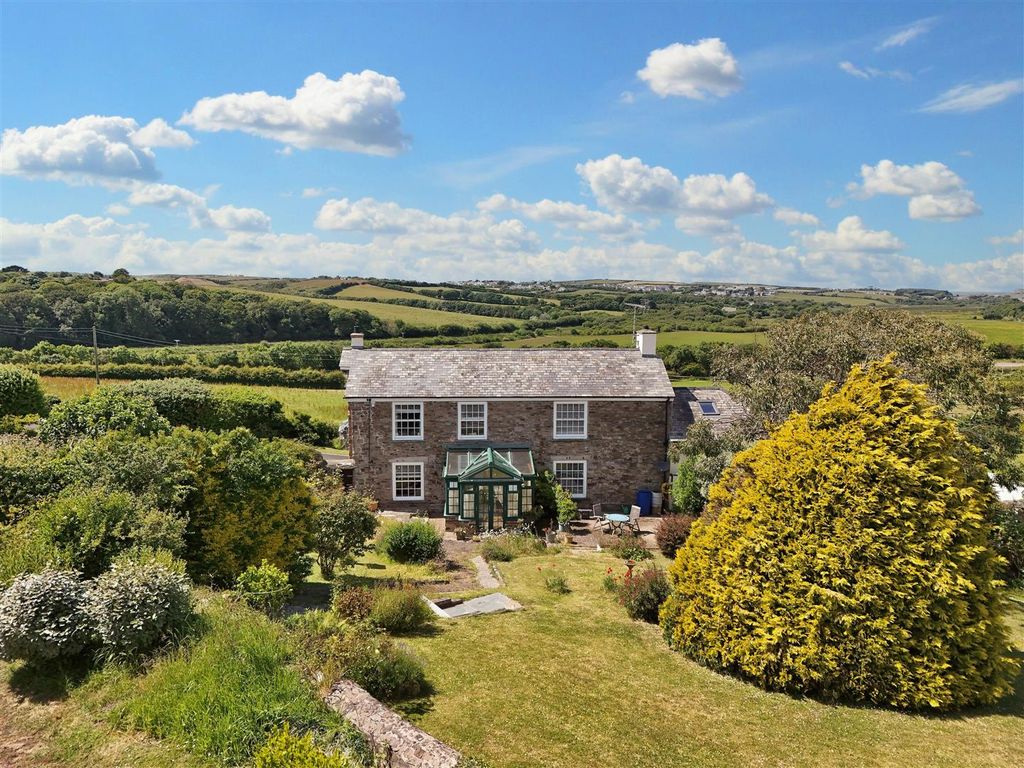 Property photo 1 of 23 Hele Farmhouse