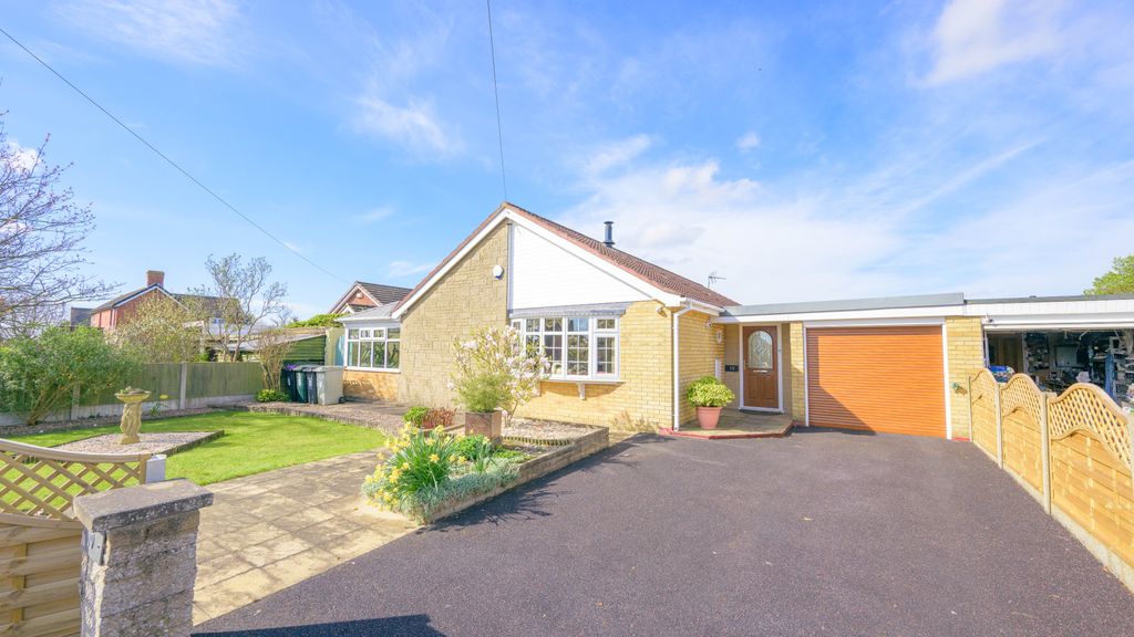 Property photo 1 of 37