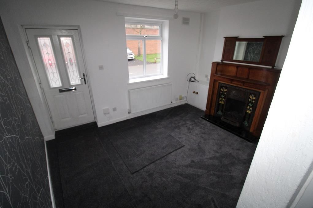 Property photo 2 of 9 Lounge.Jpg