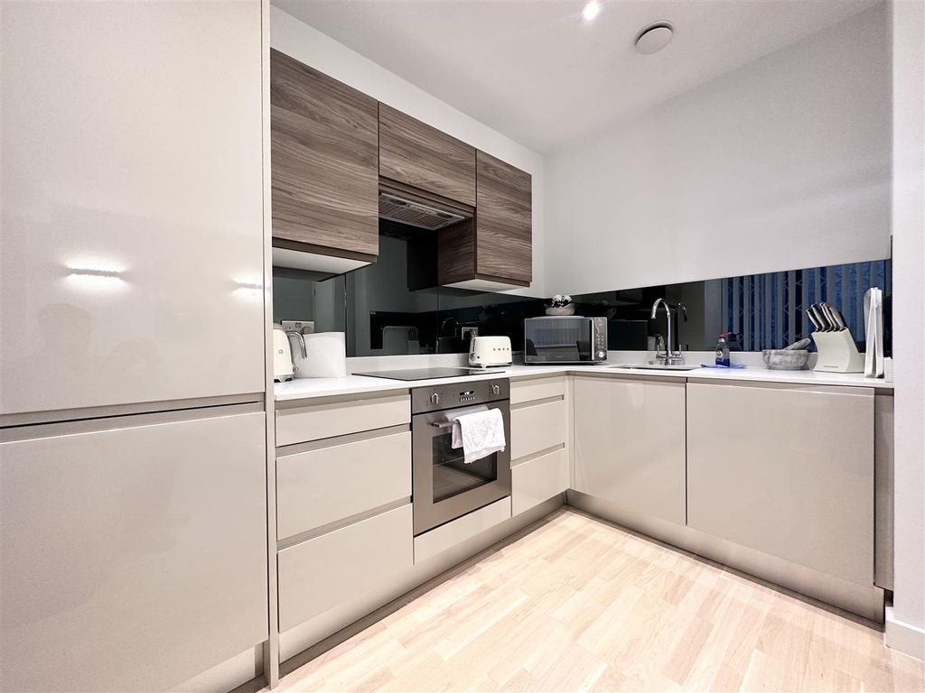 Property photo 2 of 8 Img_8762.Jpg