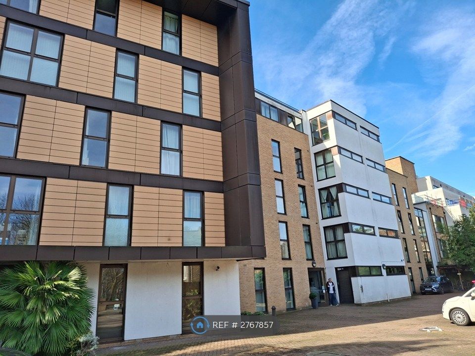 Property photo 1 of 9