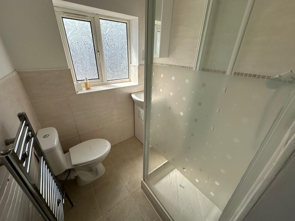 Property photo 2 of 13 Bathroom