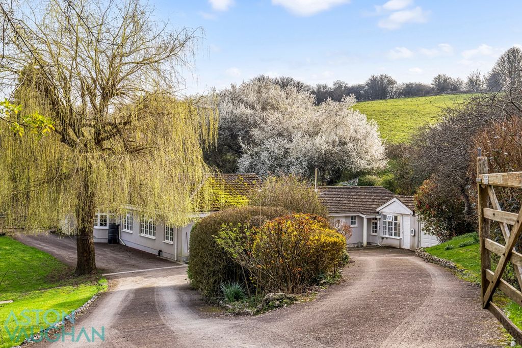 Property photo 2 of 66 4797853