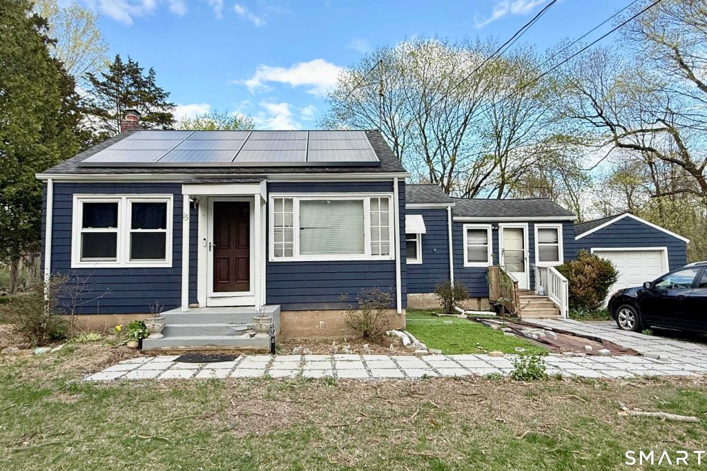 Property photo 1 of 28