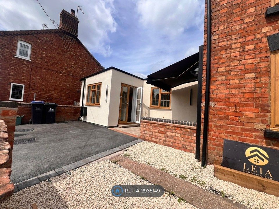 Property photo 2 of 22