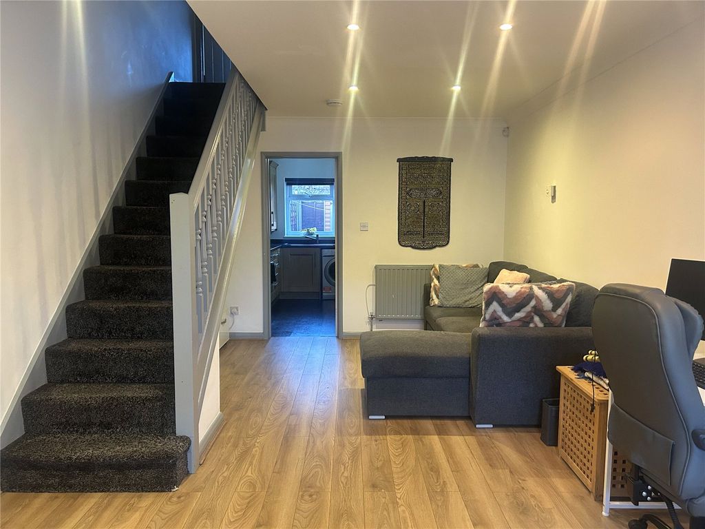 Property photo 2 of 14 Lounge/Diner