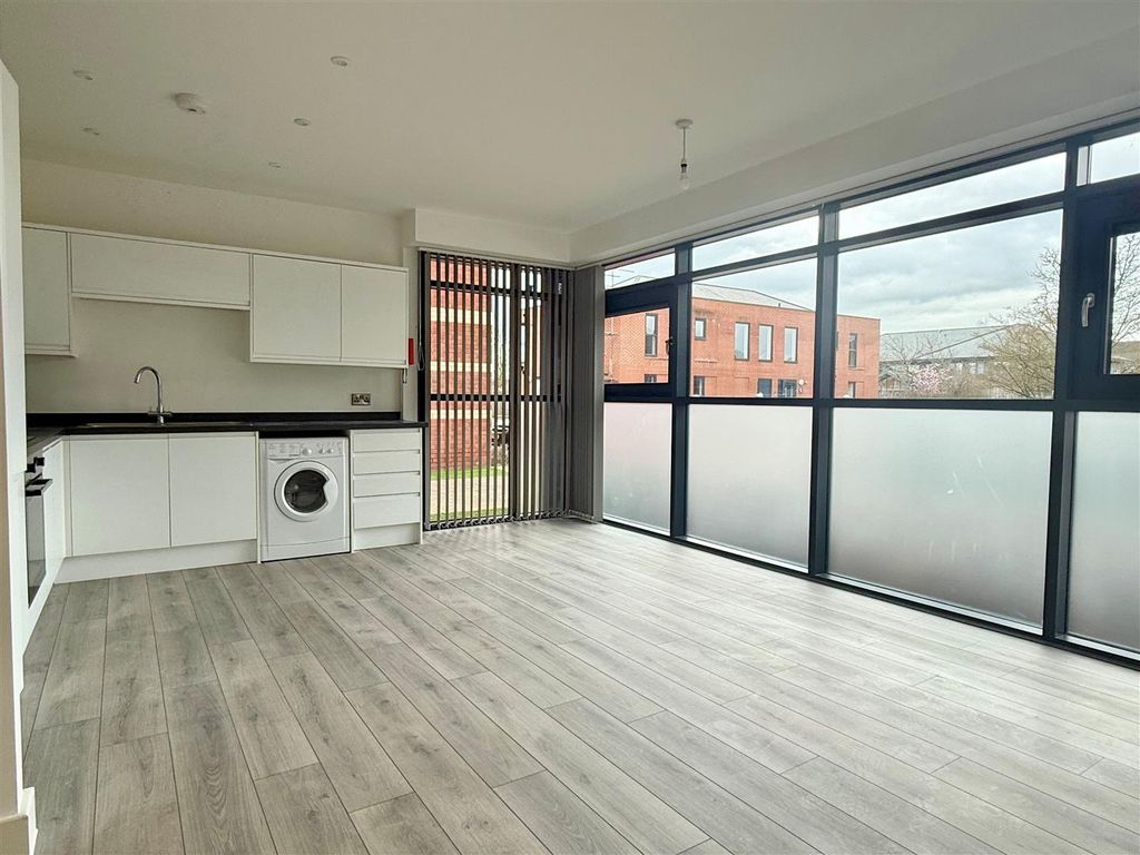Property photo 2 of 5 Open Plan Kitchen Lounge.Jpg