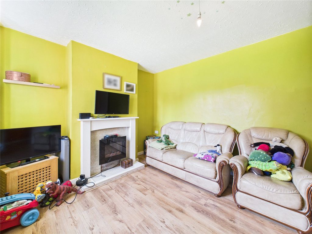 Property photo 3 of 21 Picture No. 05