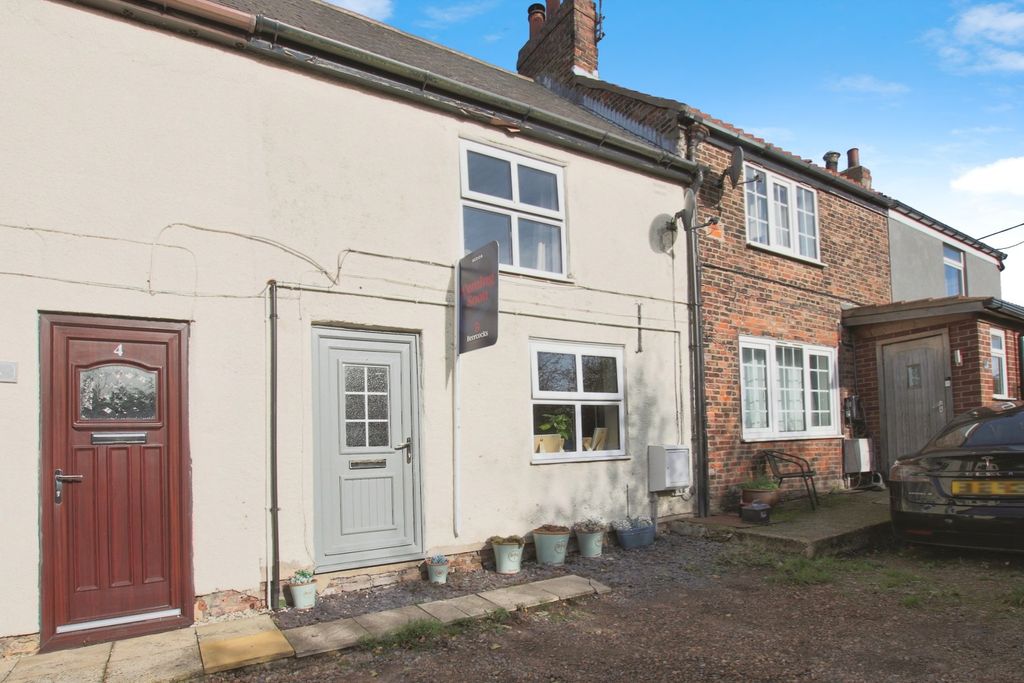Property photo 1 of 11 4335323