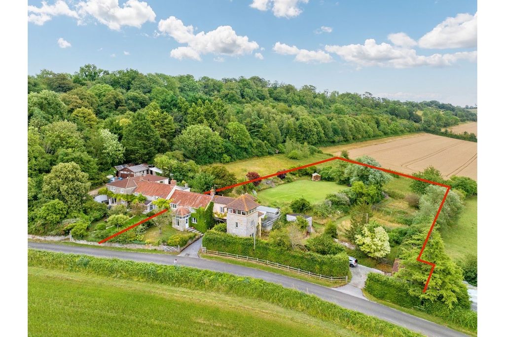 Property photo 1 of 22