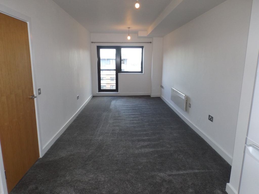 Property photo 1 of 6 Lounge