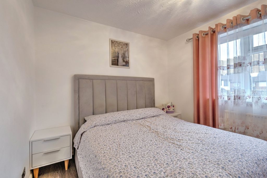 Property photo 1 of 14 Pbox-Img.Jpg