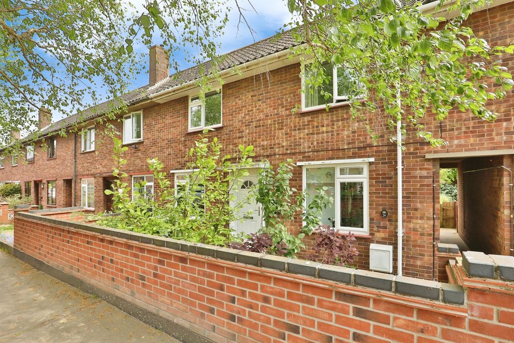 Property photo 1 of 21