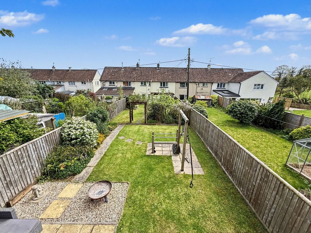 Property photo 2 of 22