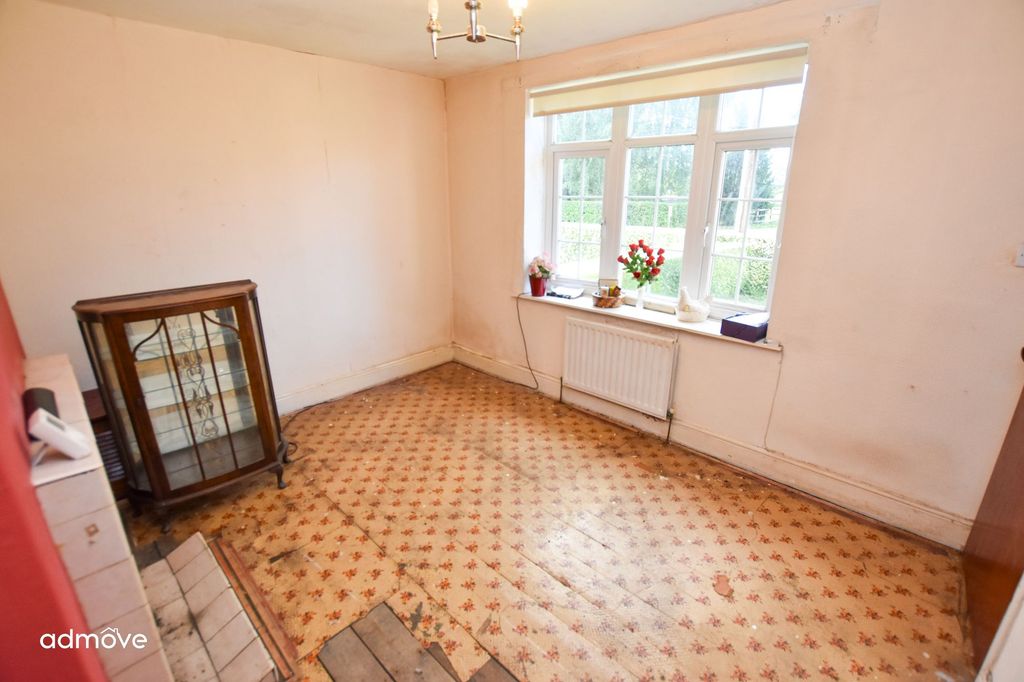 Property photo 3 of 24
