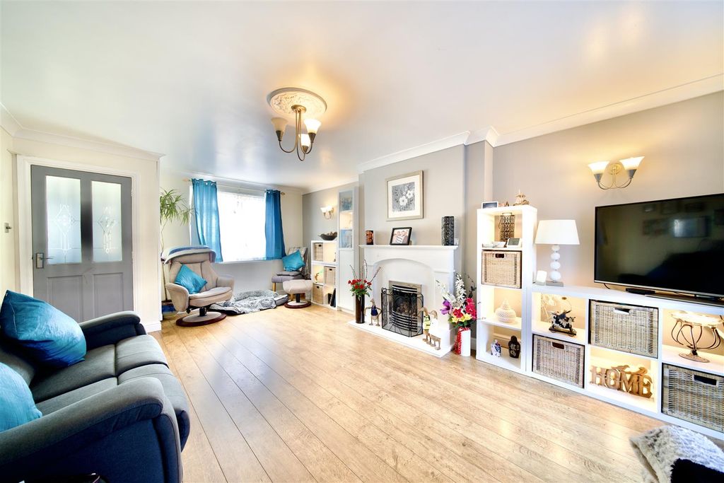 Property photo 2 of 16 Dsc01173.Jpeg