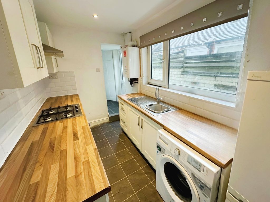 Property photo 2 of 8 Picture No. 02