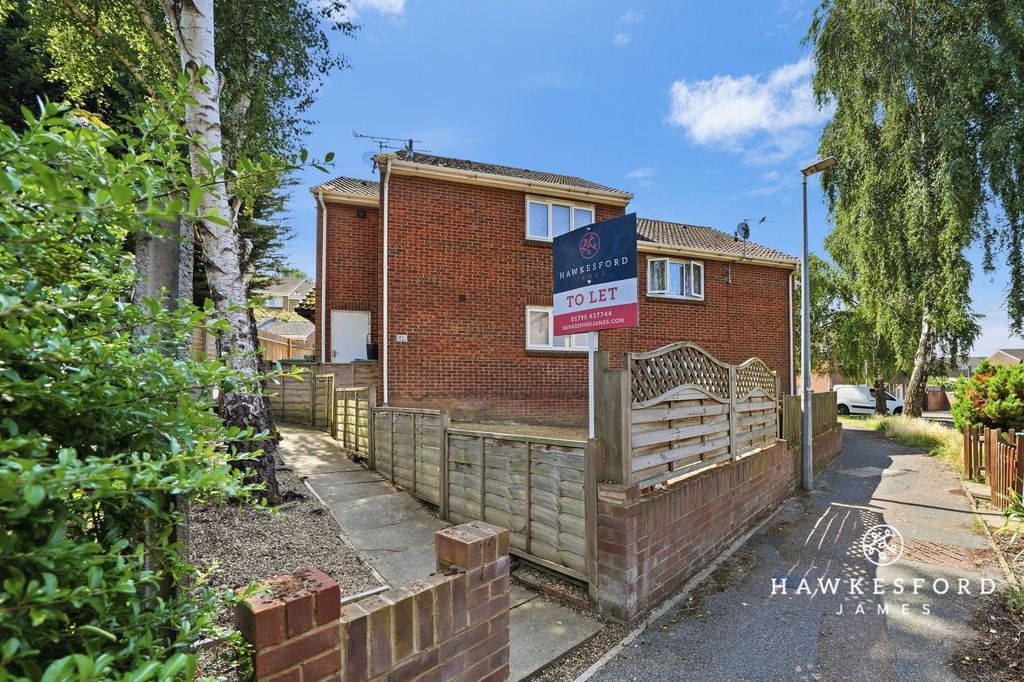Property photo 1 of 8 Fallowfield, Sittingbourne - Front