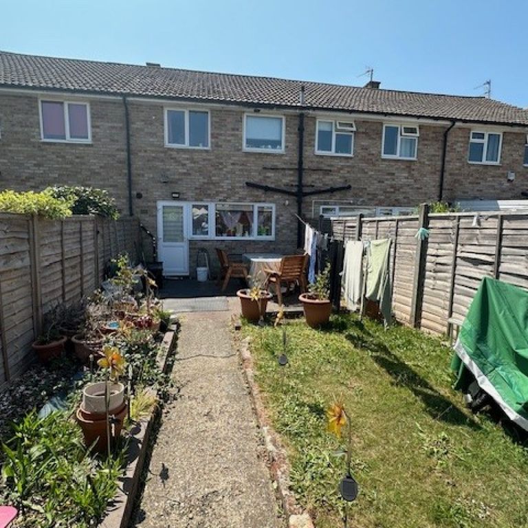 Property photo 2 of 10