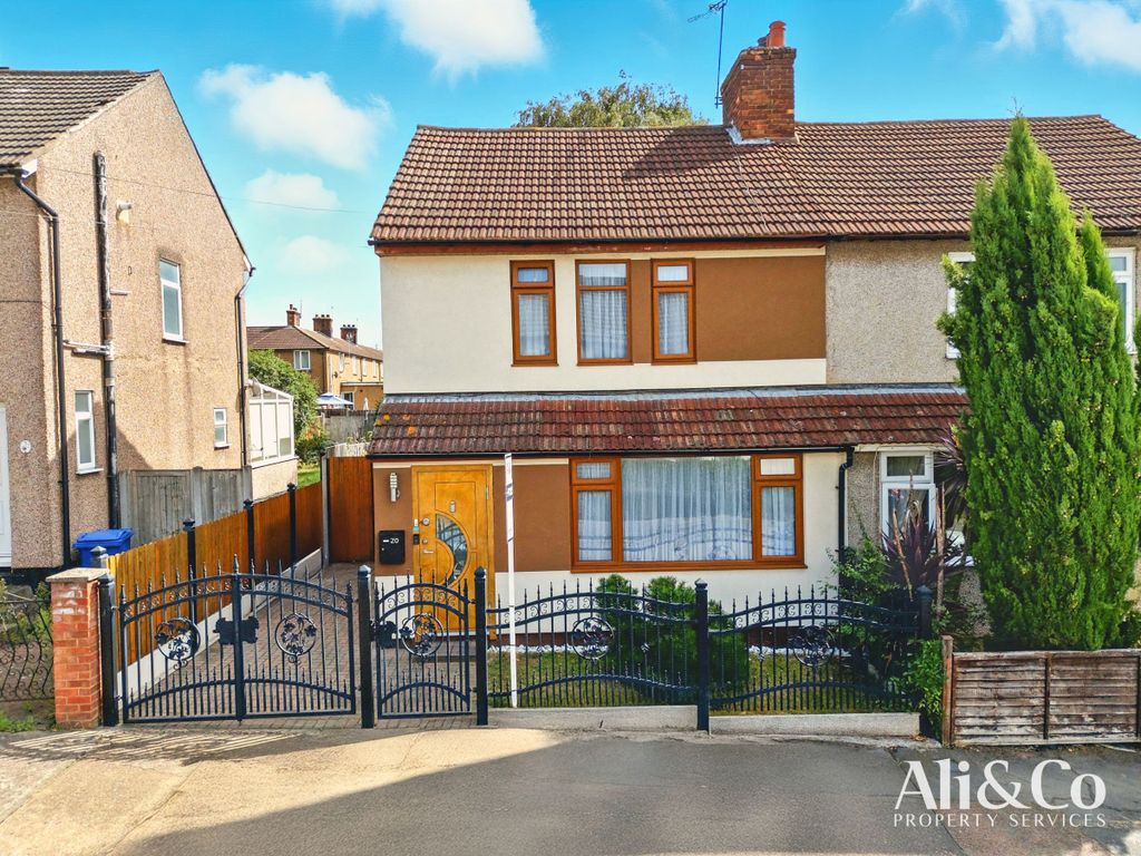 Property photo 1 of 39