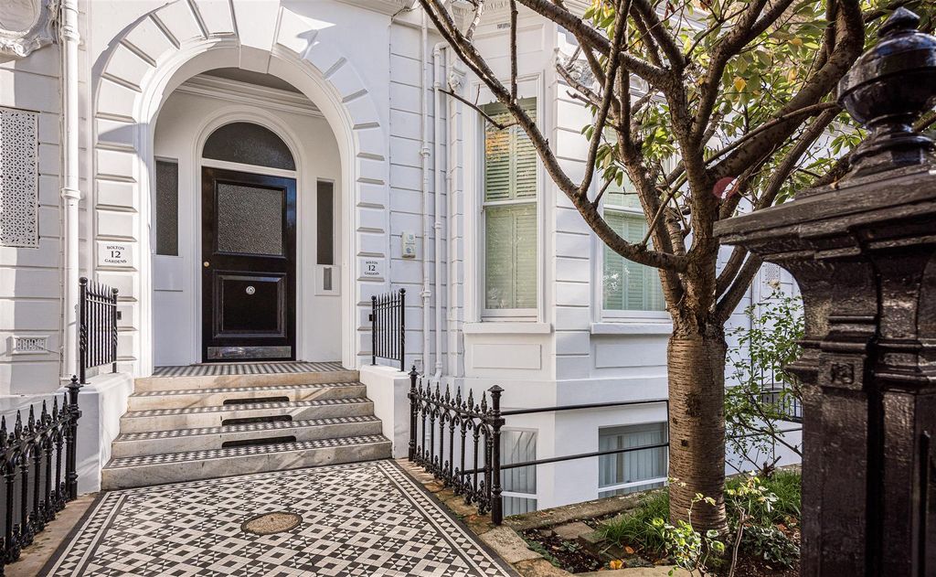 Property photo 1 of 18 Bolton Gardens 12 Fff-1.Jpg