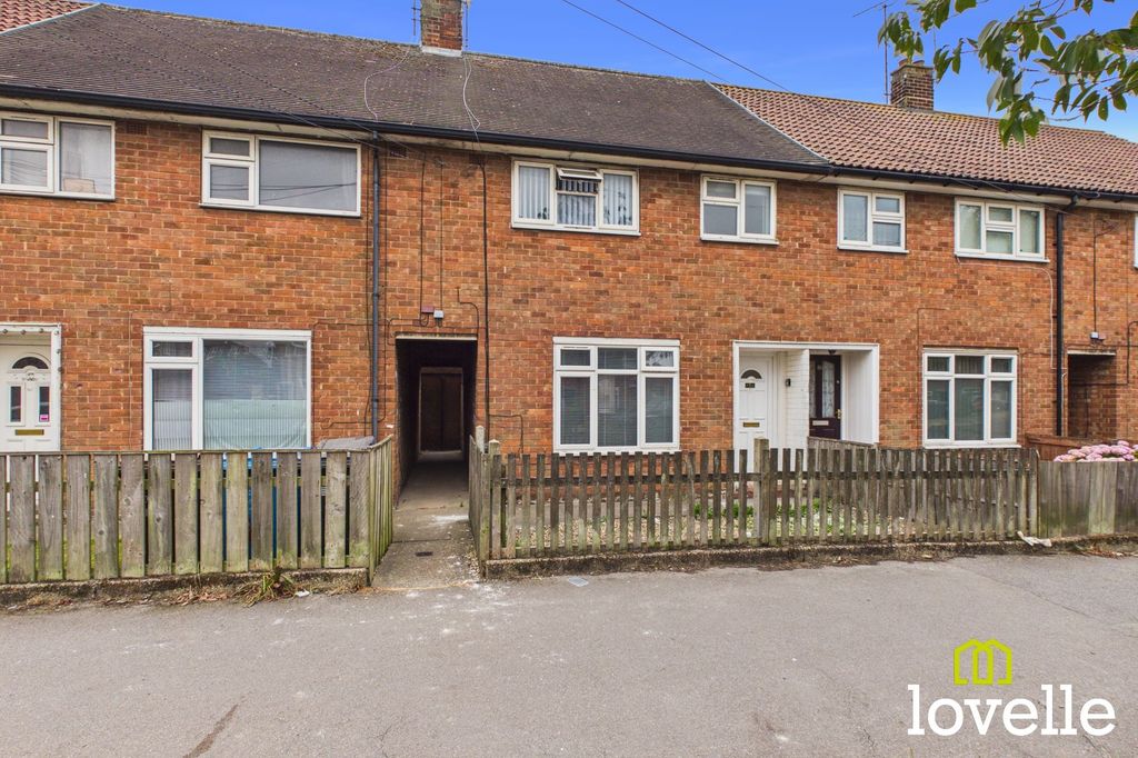 Property photo 2 of 9