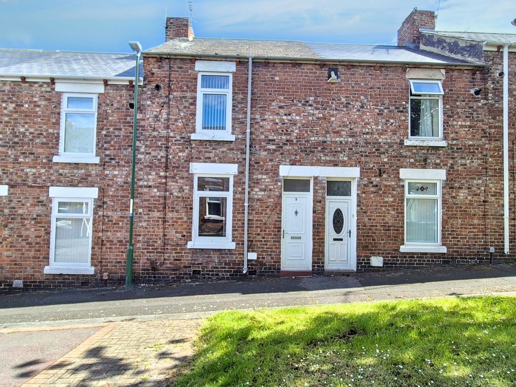 Property photo 1 of 13