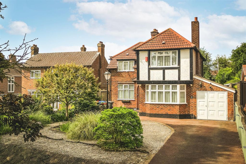 Property photo 1 of 30