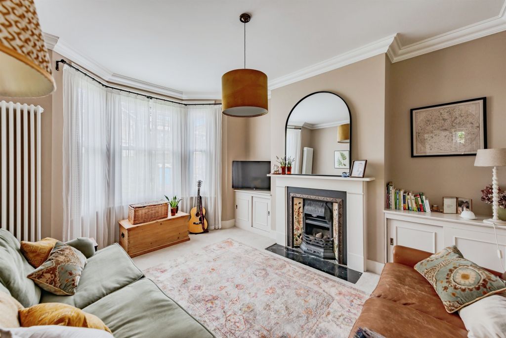 Property photo 2 of 22