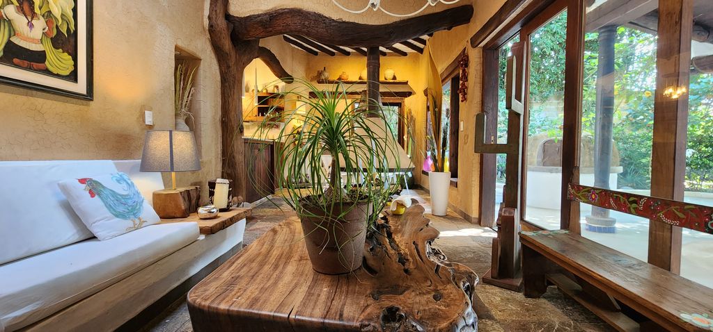 Property photo 2 of 59