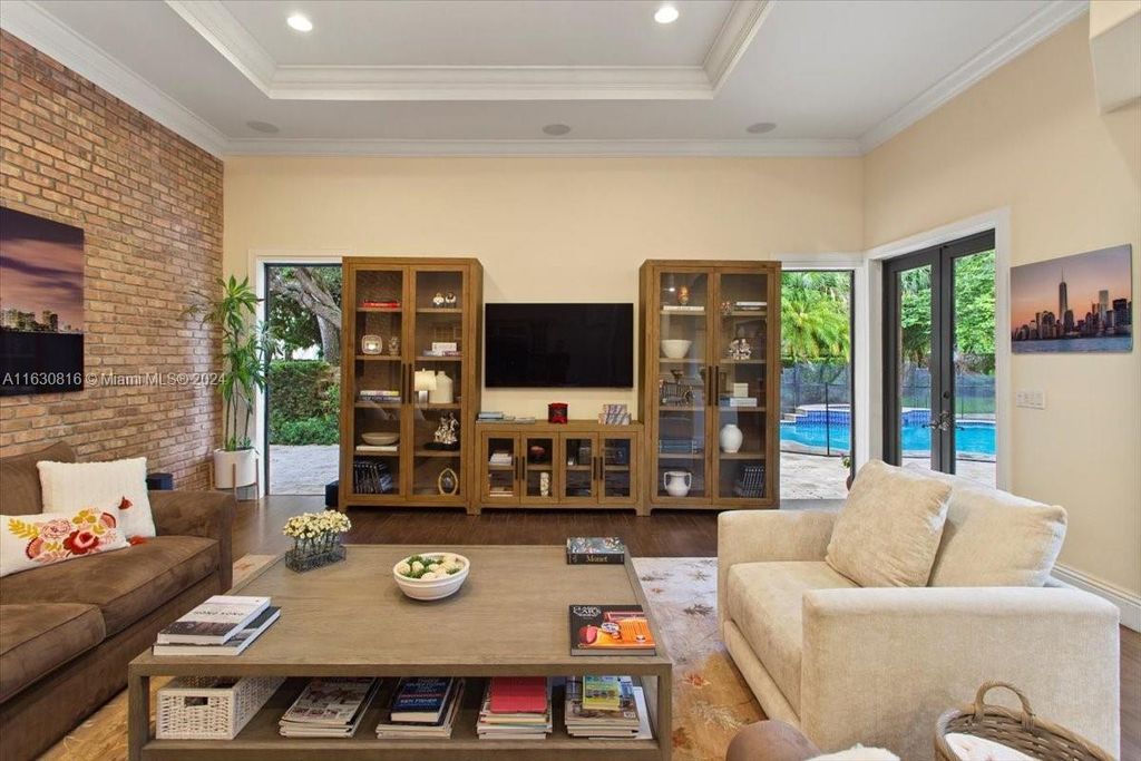 Property photo 3 of 6 <Alttext/>