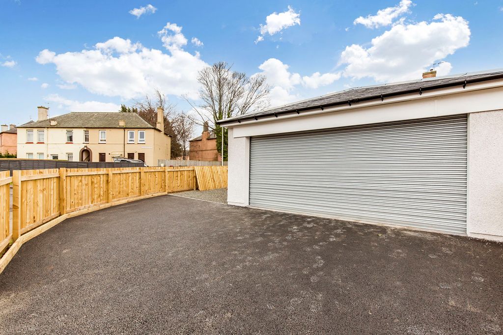 Property photo 3 of 15 Property Image 3