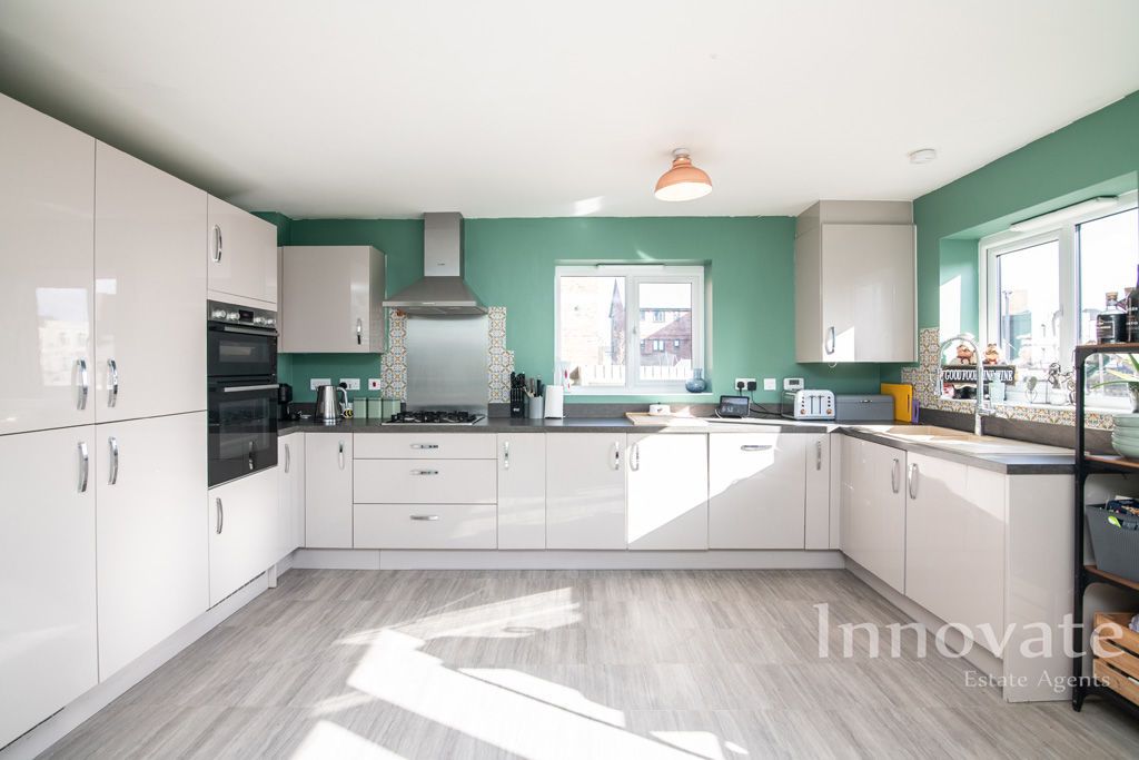 Property photo 2 of 17 Photo 2