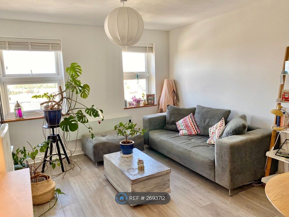 Property photo 2 of 9 Living Room 1