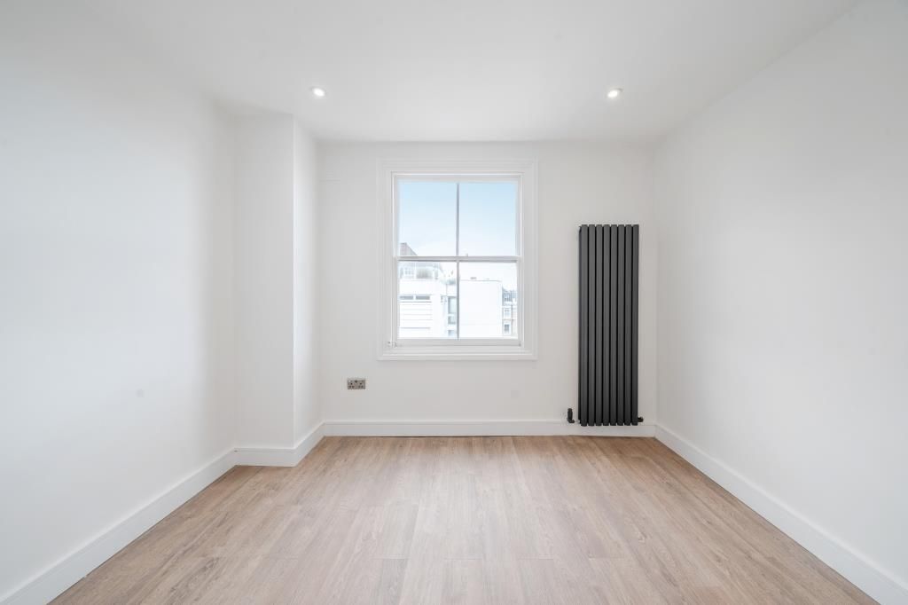 Property photo 3 of 18 Reception Room