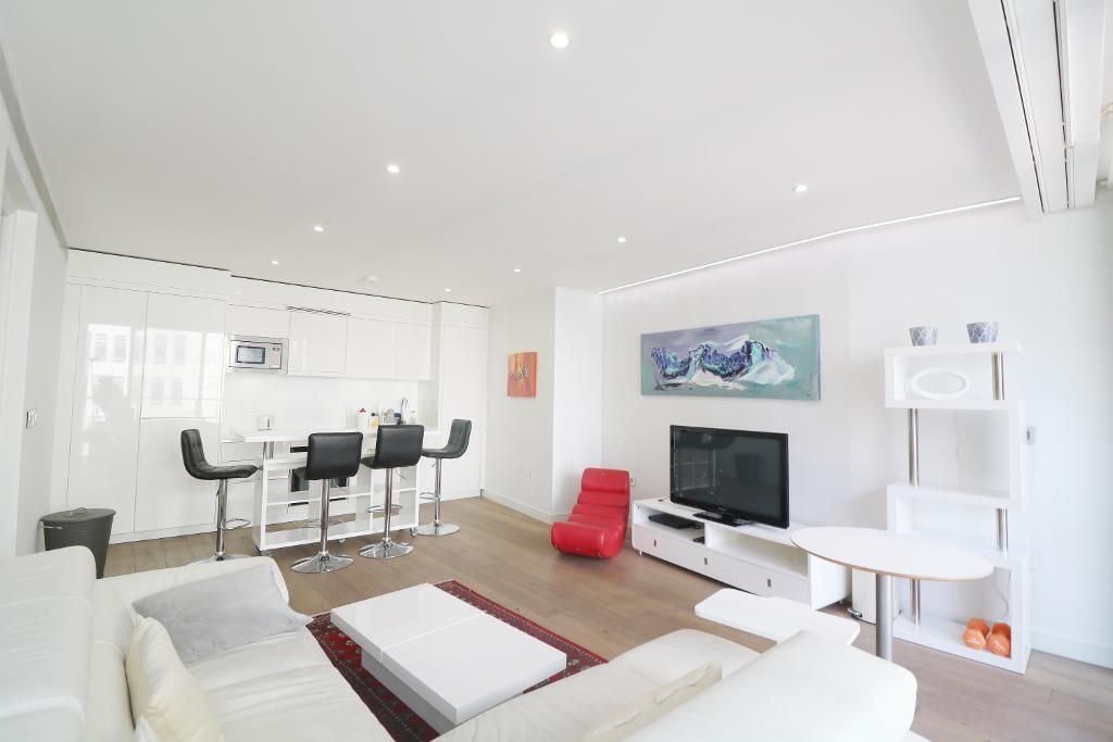 Property photo 2 of 9 Photo 2