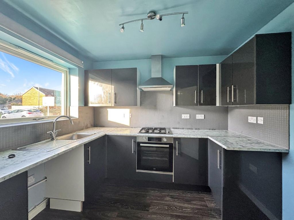 Property photo 3 of 11 9.Jpg