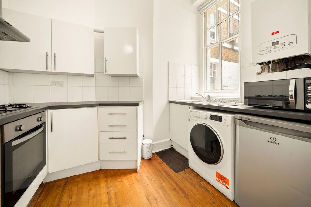 Property photo 3 of 5