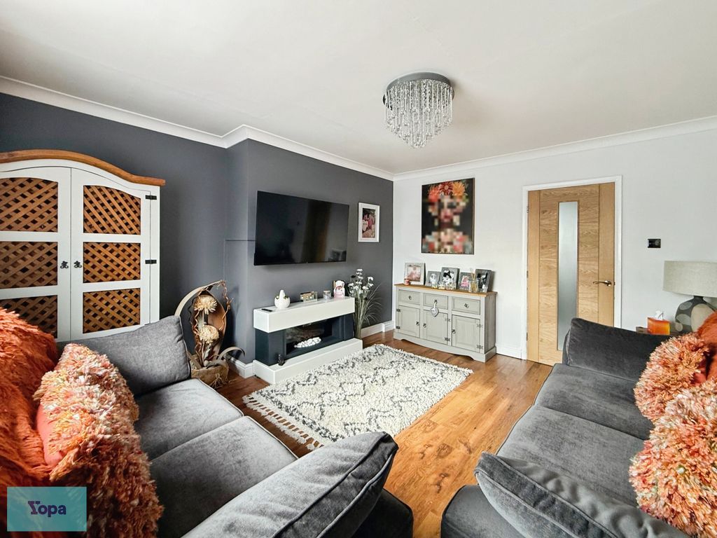 Property photo 1 of 16 Temp_File_1773433679739