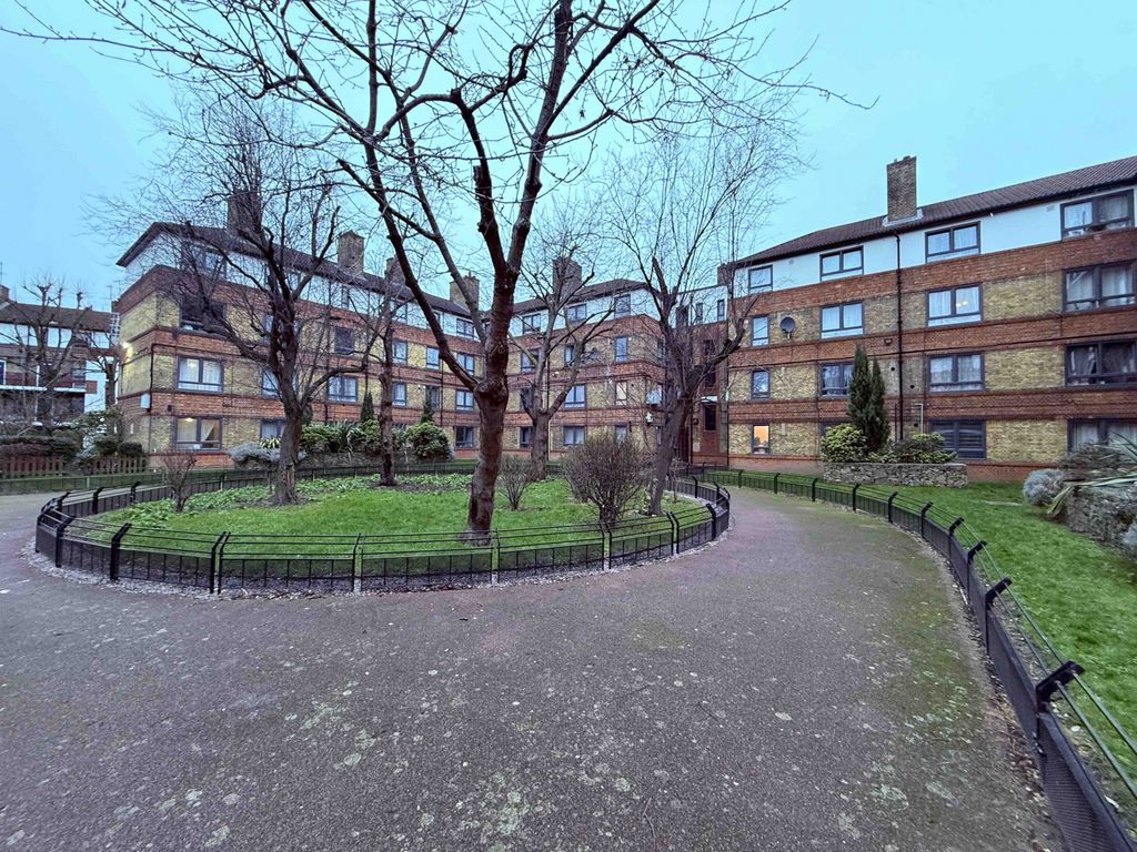 Property photo 2 of 3 Gallery