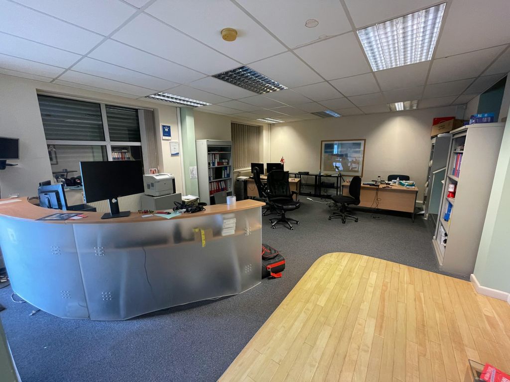 Property photo 2 of 13 Img_0455.Jpg