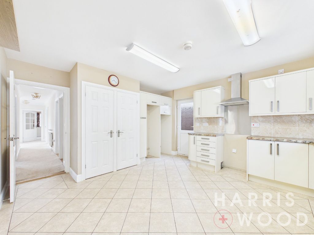 Property photo 2 of 28 5299742